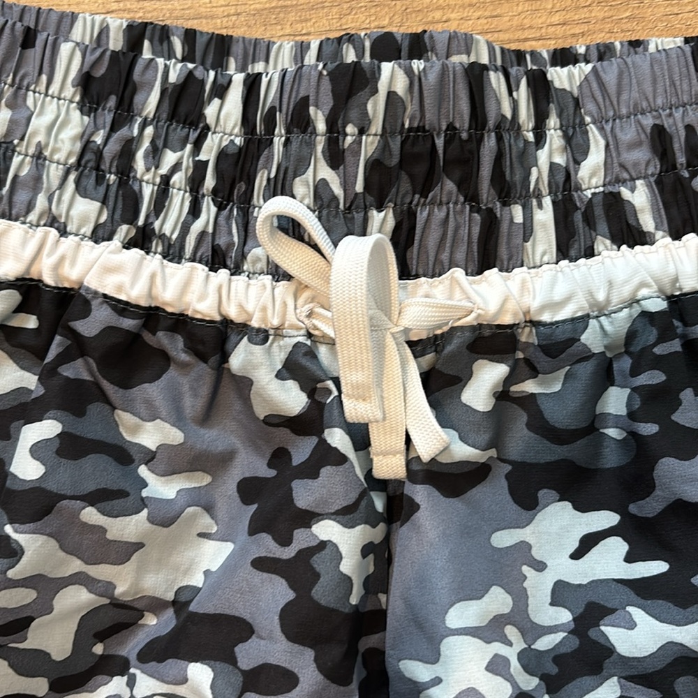 Women's Camo Print Shorts - Picture 2 of 5